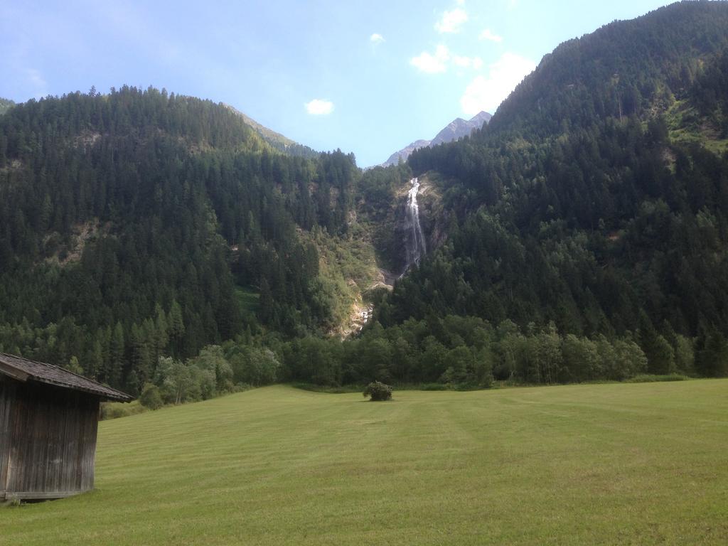 Appartements Fam. Gleinser Mirella Neustift im Stubaital Exterior foto